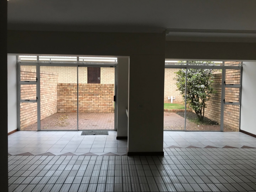 3 Bedroom Property for Sale in Dormehls Drift Western Cape